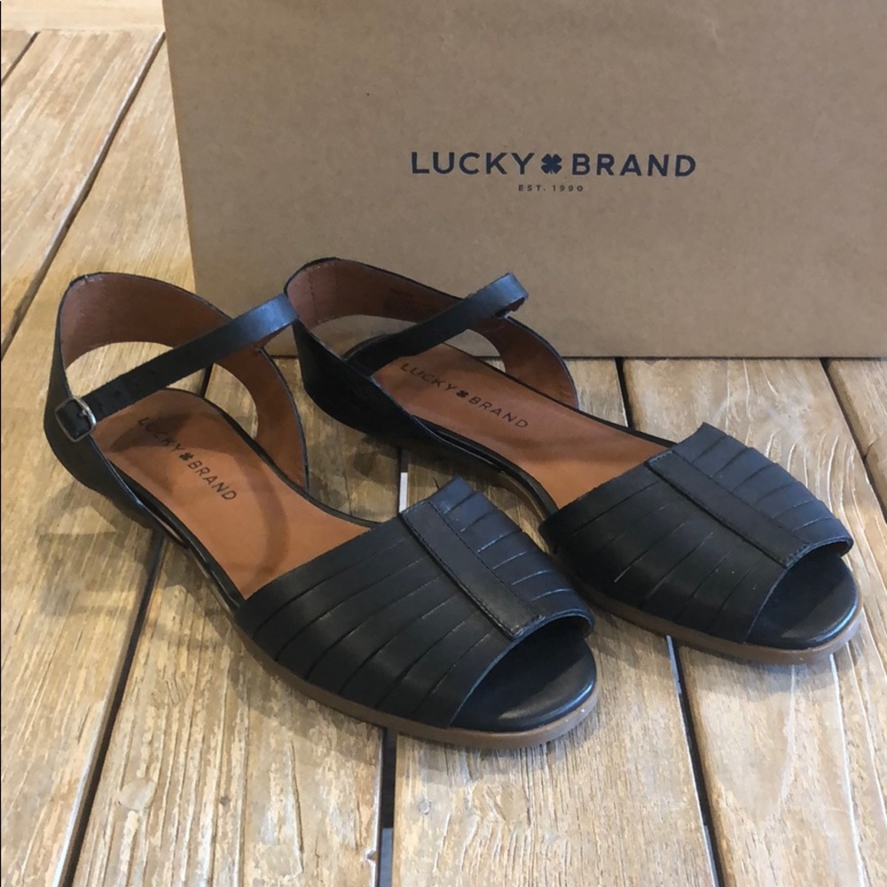 Lucky Brand Sandals